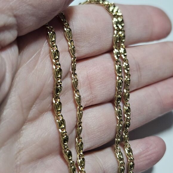 **Final Sale** 18K Gold Plated Necklace 20" And Bracelet 7.5" Set - Picture 3 of 12